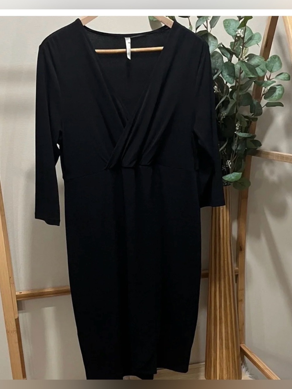Thyme Maternity Black Wrap V-Neck Maternity Dress